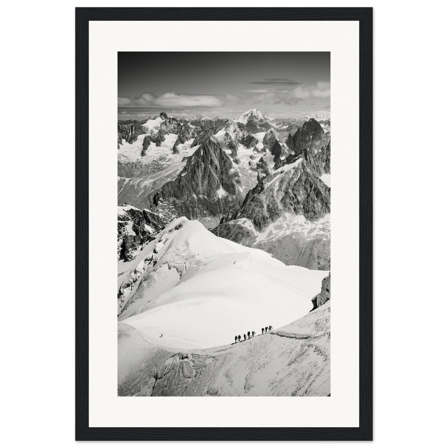 Alpinistes arrivant à l'Aiguille du Midi