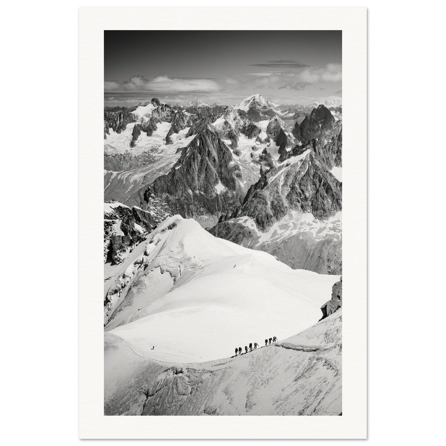 Alpinistes arrivant à l'Aiguille du Midi